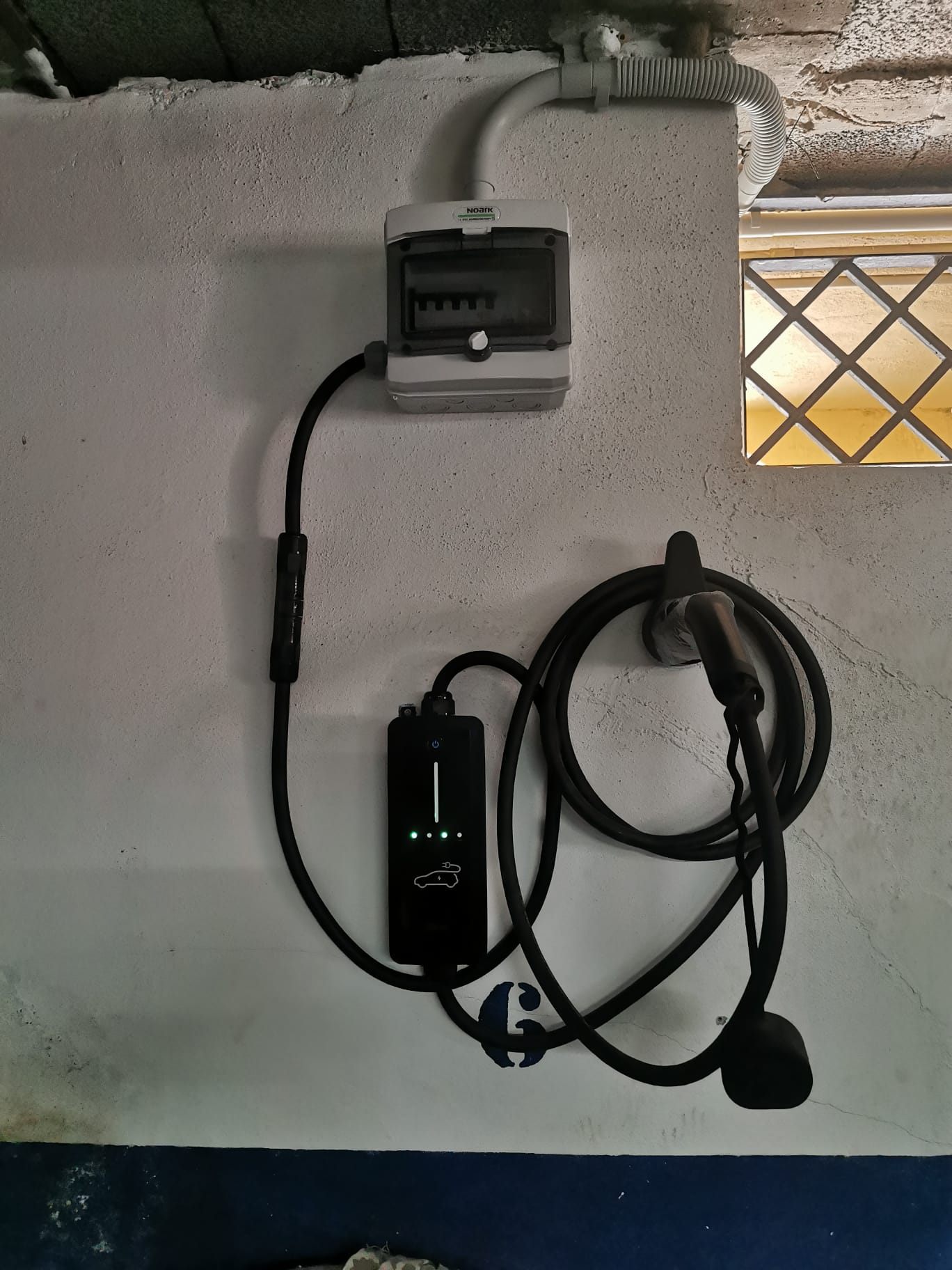 Laadpaal in een gemeenschappelijke garage
